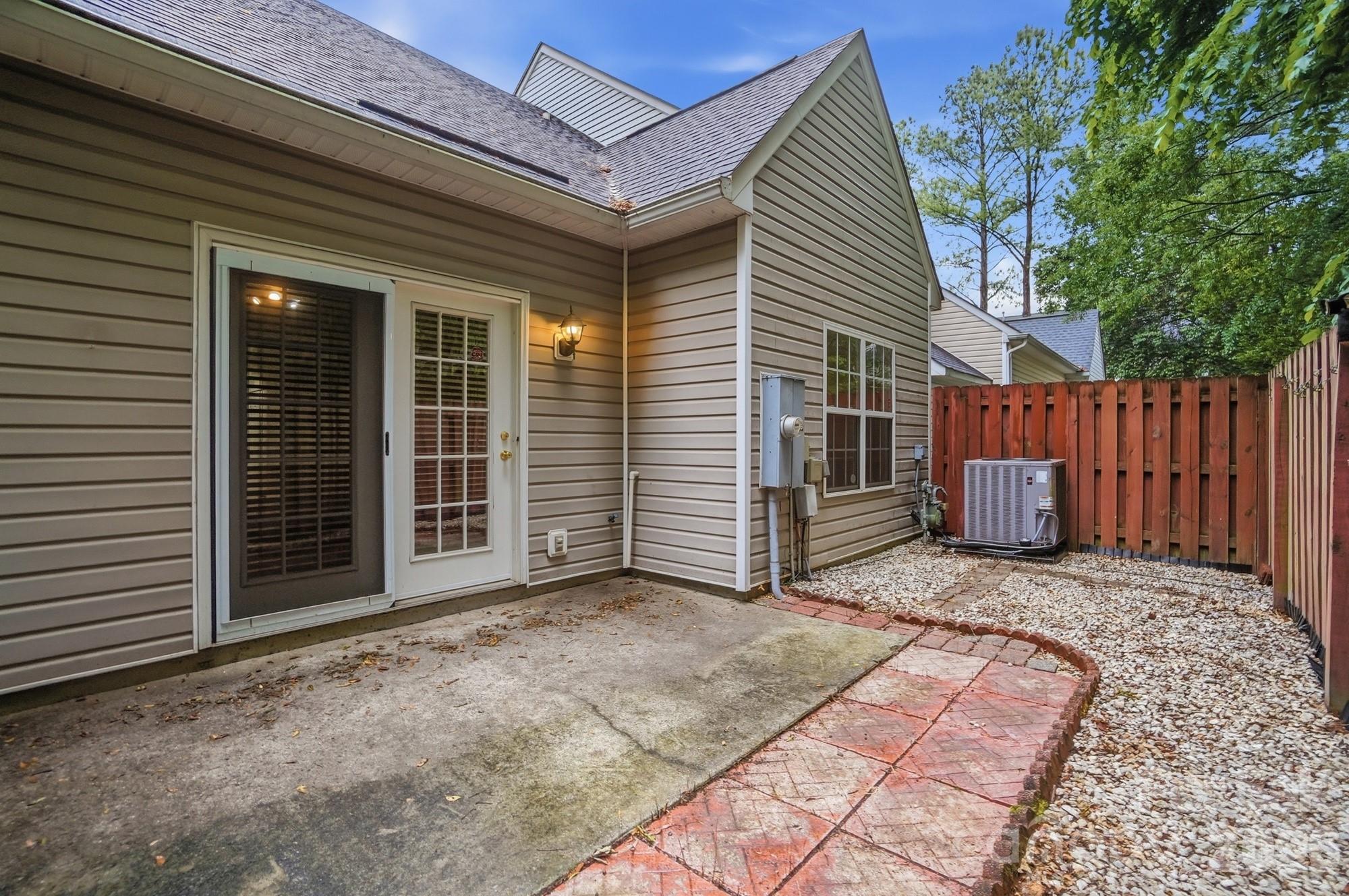 9904 Birch Knoll Court Charlotte NC 28213