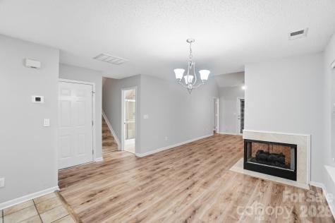 9904 Birch Knoll Court Charlotte NC 28213