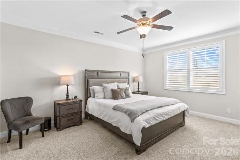 112 Canada Drive Statesville NC 28677