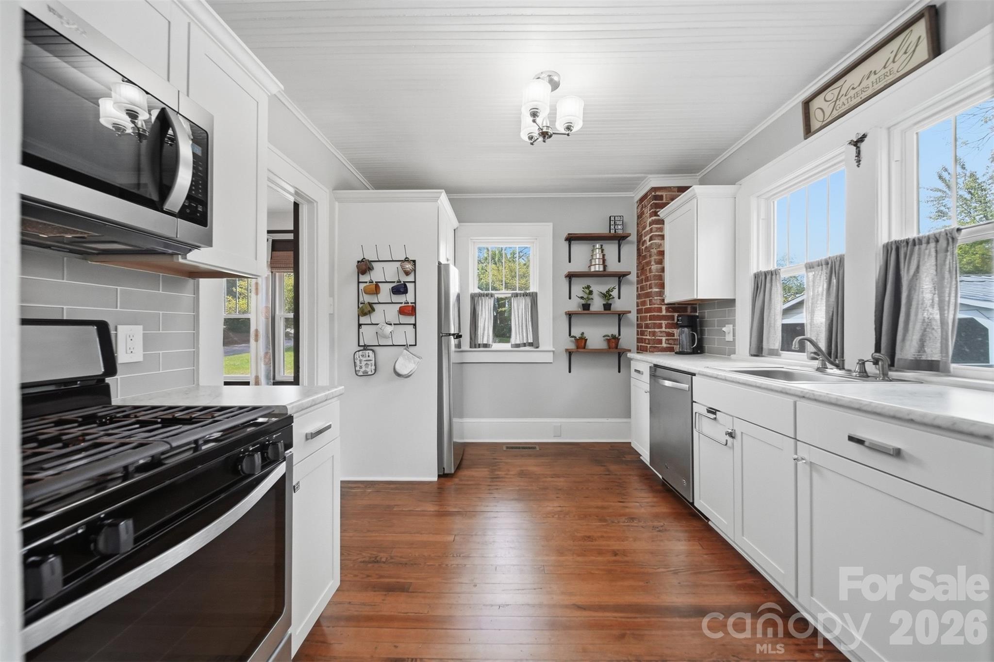 201 East Avenue Morganton NC 28655