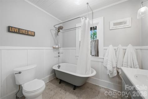 201 East Avenue Morganton NC 28655