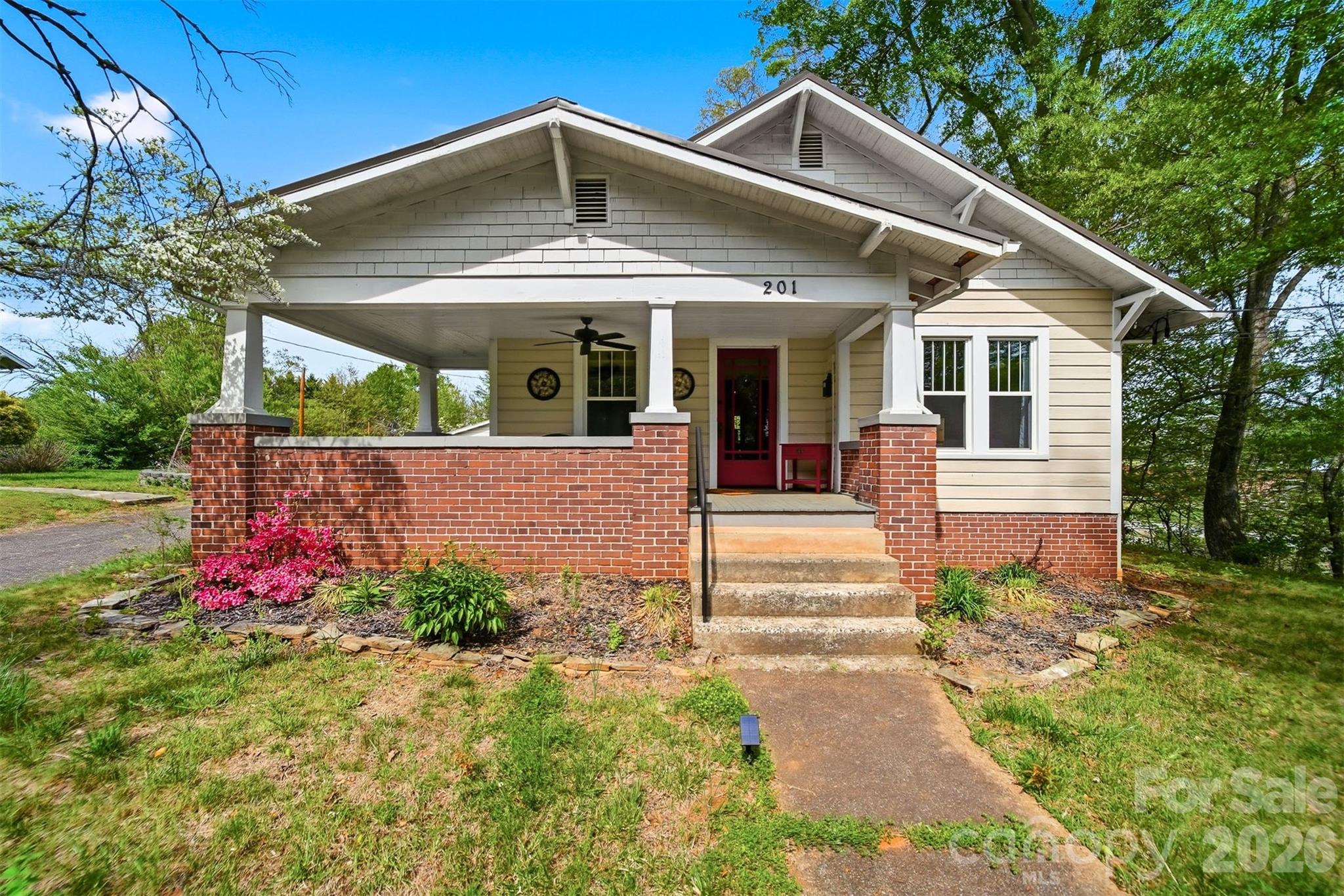 201 East Avenue Morganton NC 28655