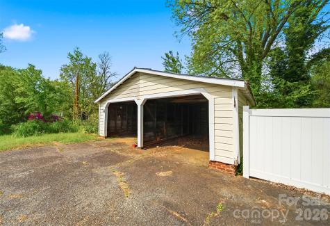 201 East Avenue Morganton NC 28655
