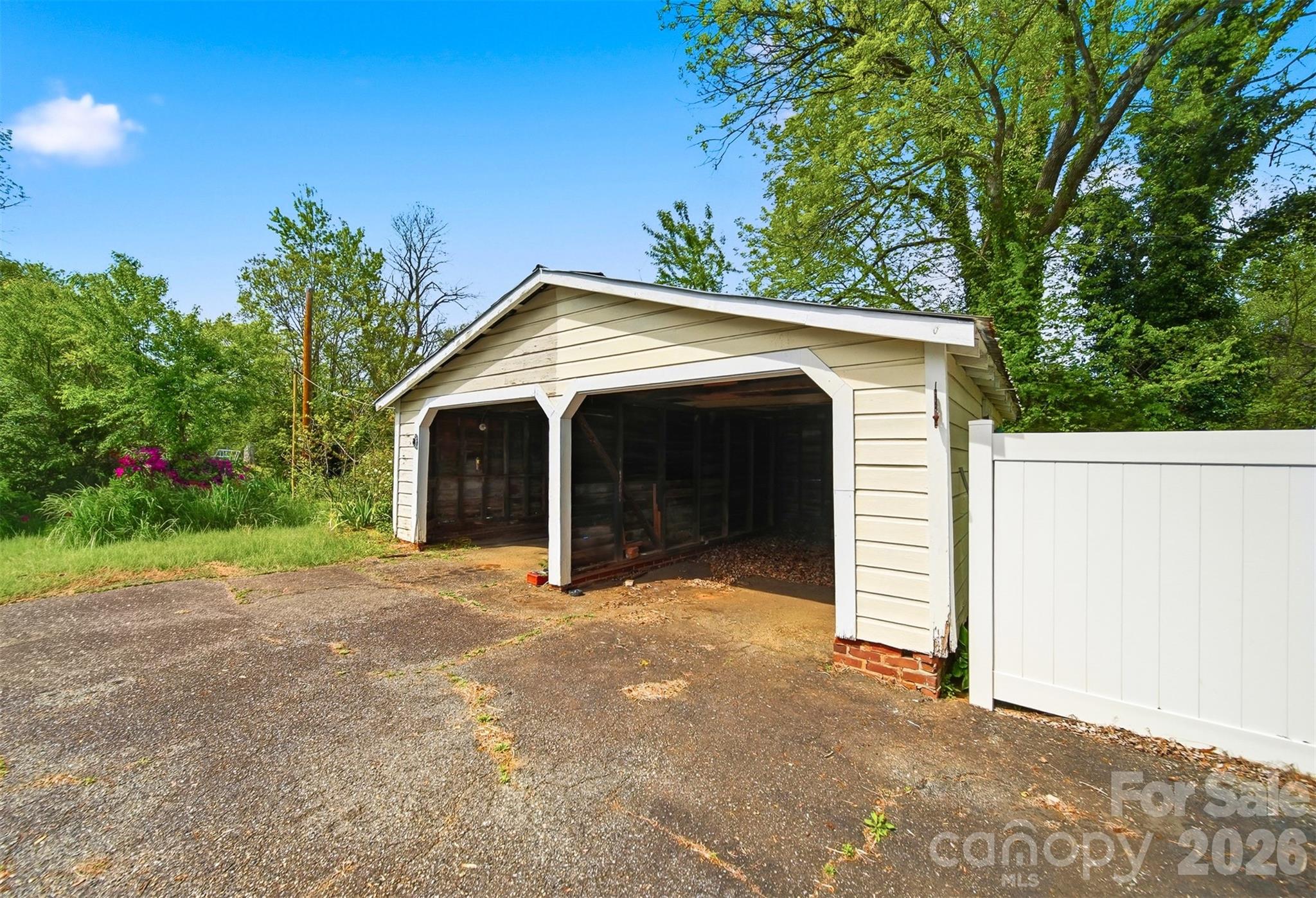 201 East Avenue Morganton NC 28655