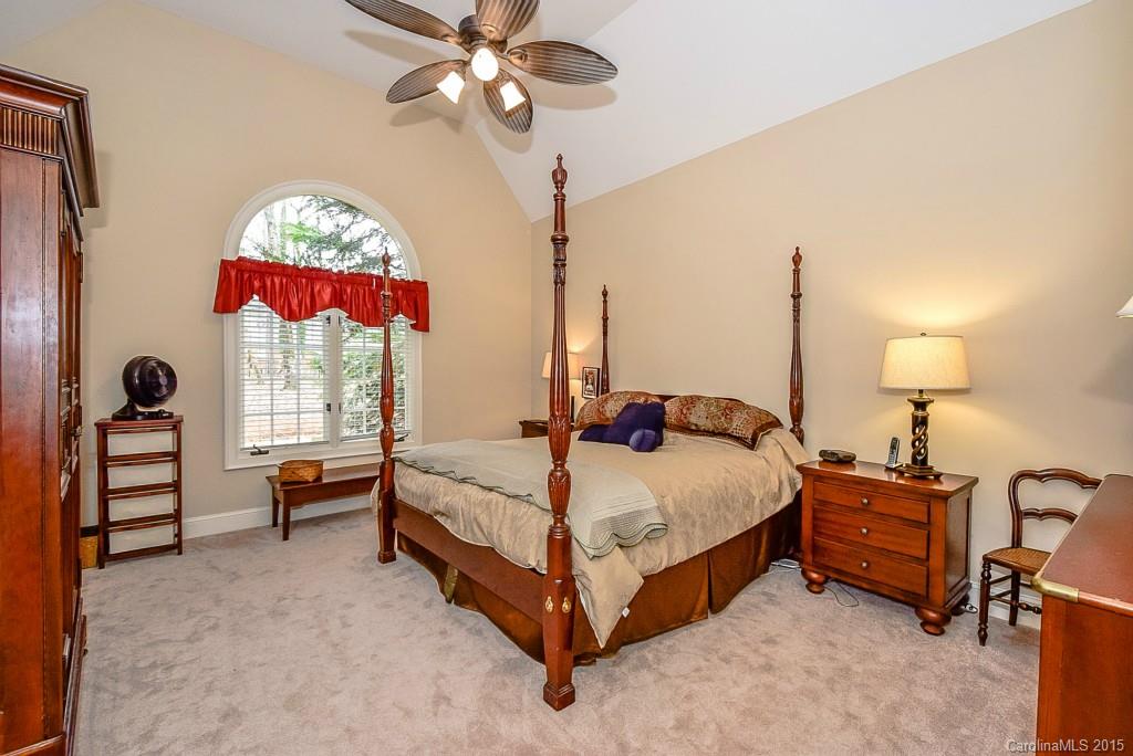 5537 Camelot Drive Charlotte NC 28270