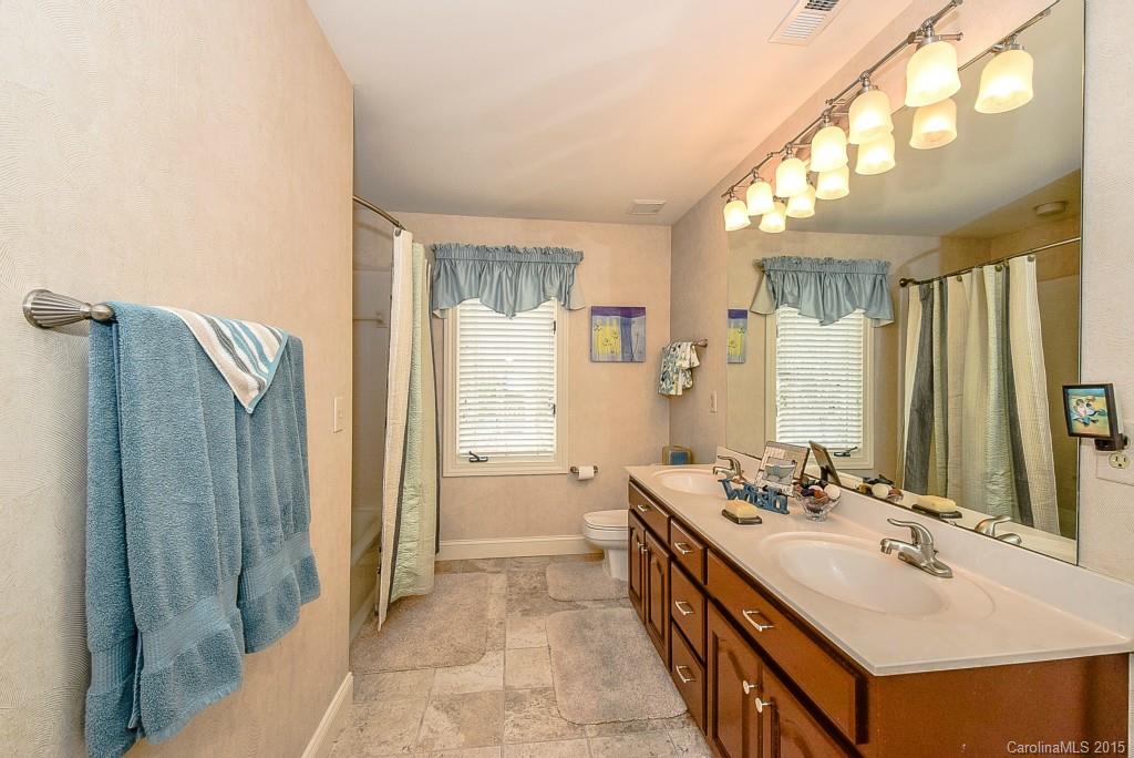 5537 Camelot Drive Charlotte NC 28270