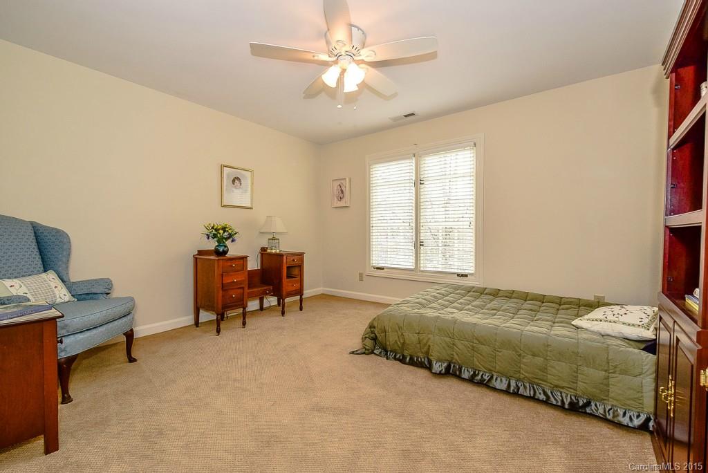 5537 Camelot Drive Charlotte NC 28270
