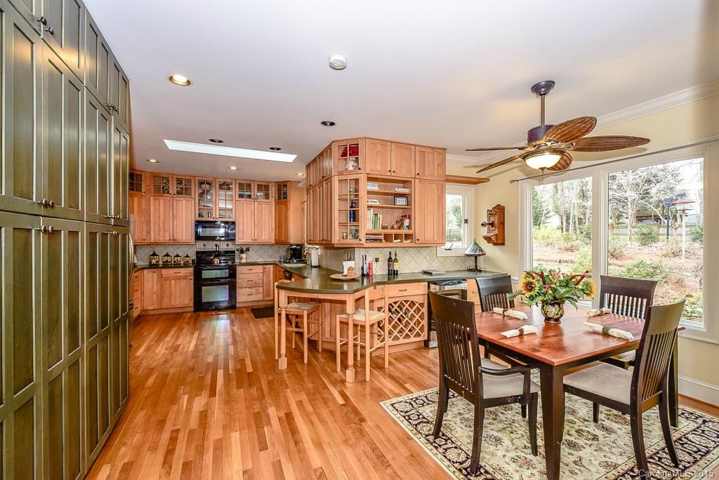 5537 Camelot Drive Charlotte NC 28270