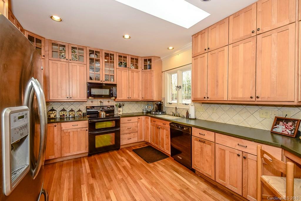 5537 Camelot Drive Charlotte NC 28270