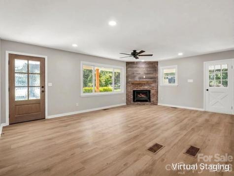 204 Jeff Street Hendersonville NC 28739