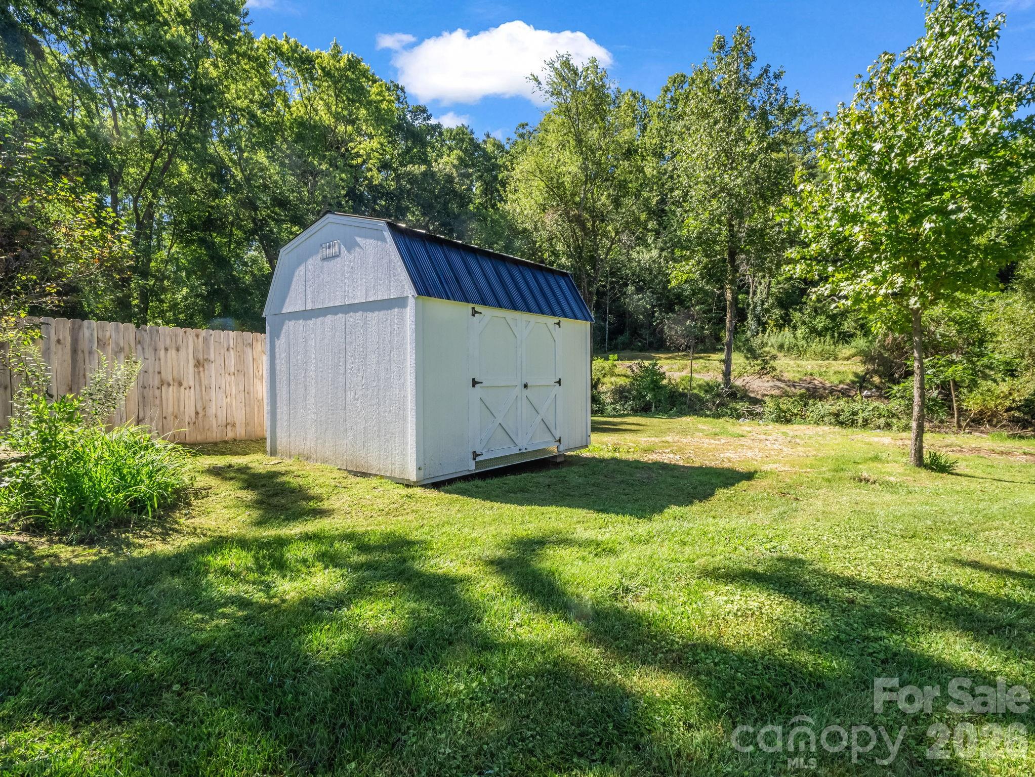 204 Jeff Street Hendersonville NC 28739