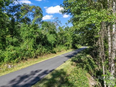 204 Jeff Street Hendersonville NC 28739