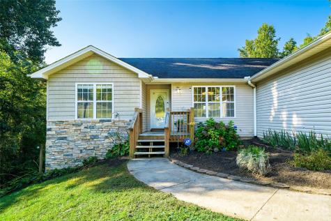 151 Willard Lane Hendersonville NC 28792