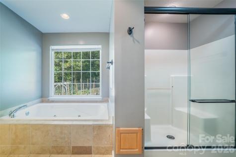 151 Willard Lane Hendersonville NC 28792