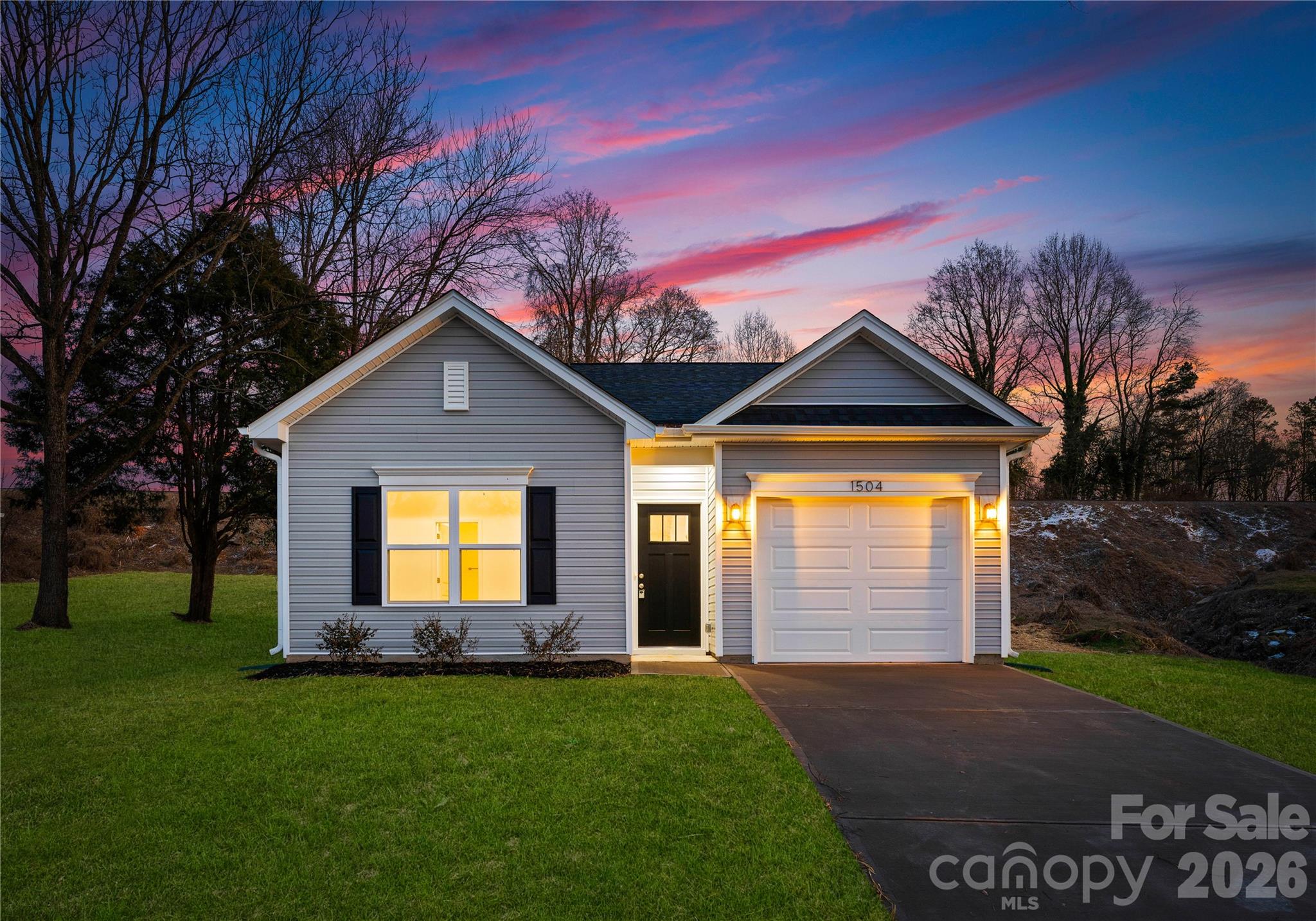 2111 S Gardner Street Gastonia NC 28054