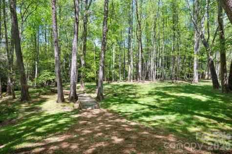 4 Fitzgerald Road Black Mountain NC 28711