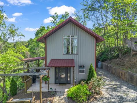 3 Ravine Extension Woodfin NC 28804