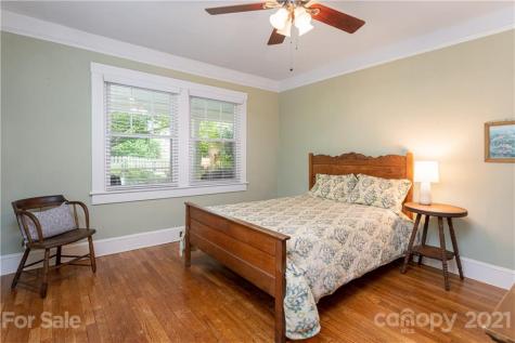 38 Fenner Avenue Asheville NC 28804