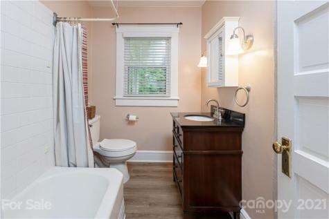 38 Fenner Avenue Asheville NC 28804