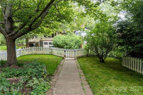 38 Fenner Avenue Asheville NC 28804