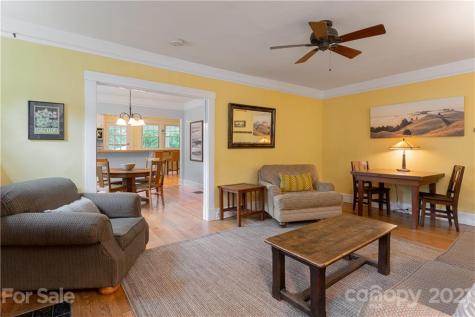38 Fenner Avenue Asheville NC 28804