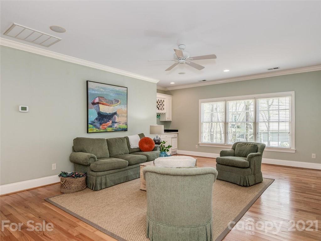 3512 Mountain Cove Drive Charlotte NC 28216