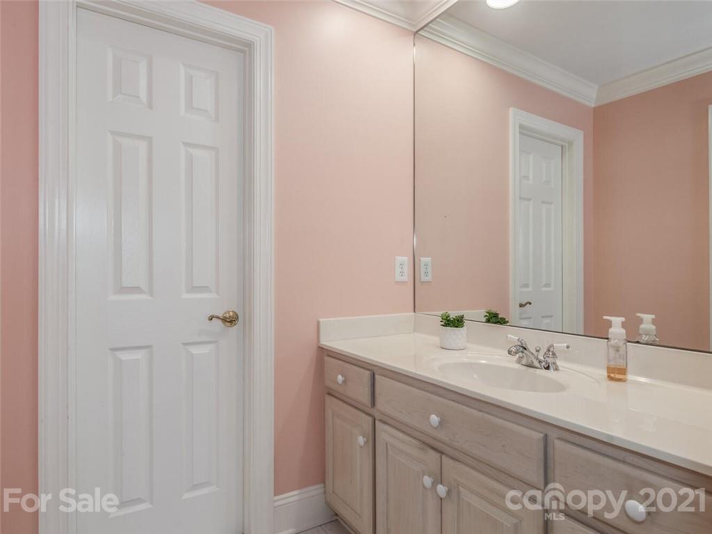 3512 Mountain Cove Drive Charlotte NC 28216