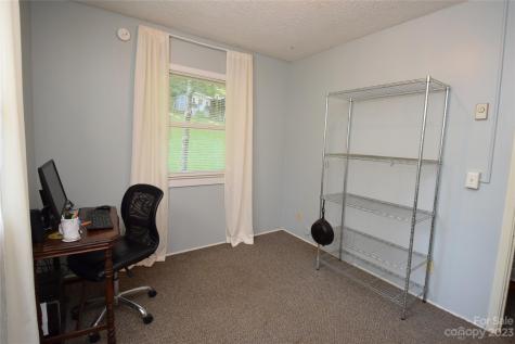 1724 White Oak Road Bakersville NC 28705