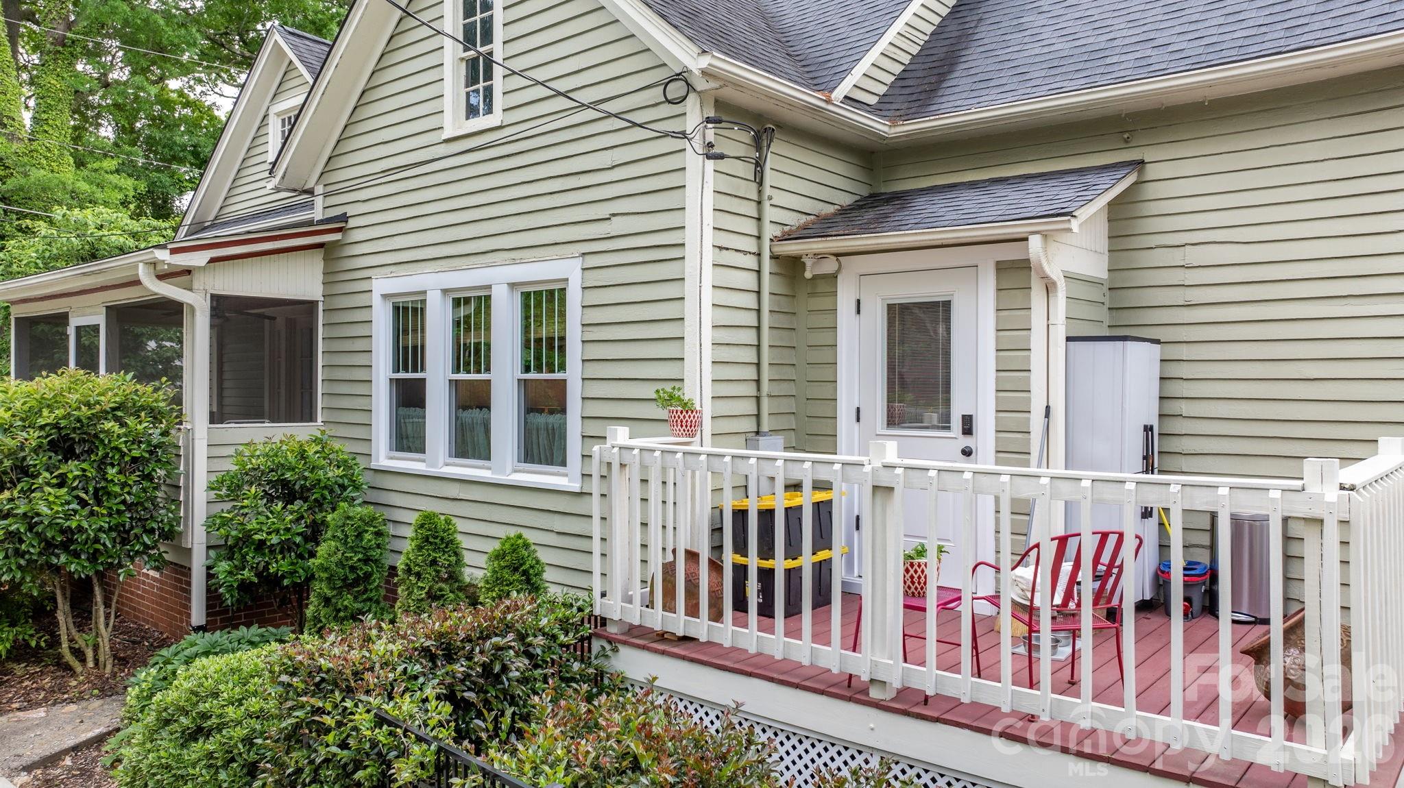 214 Webb Street Statesville NC 28677