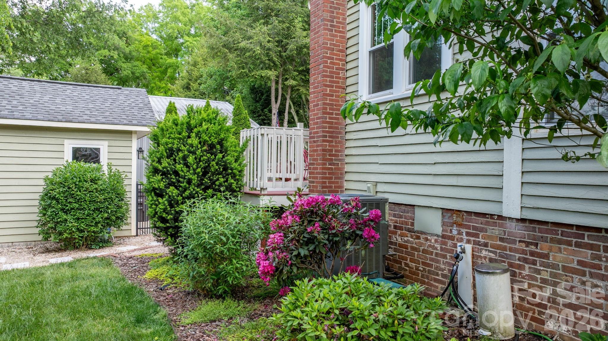 214 Webb Street Statesville NC 28677