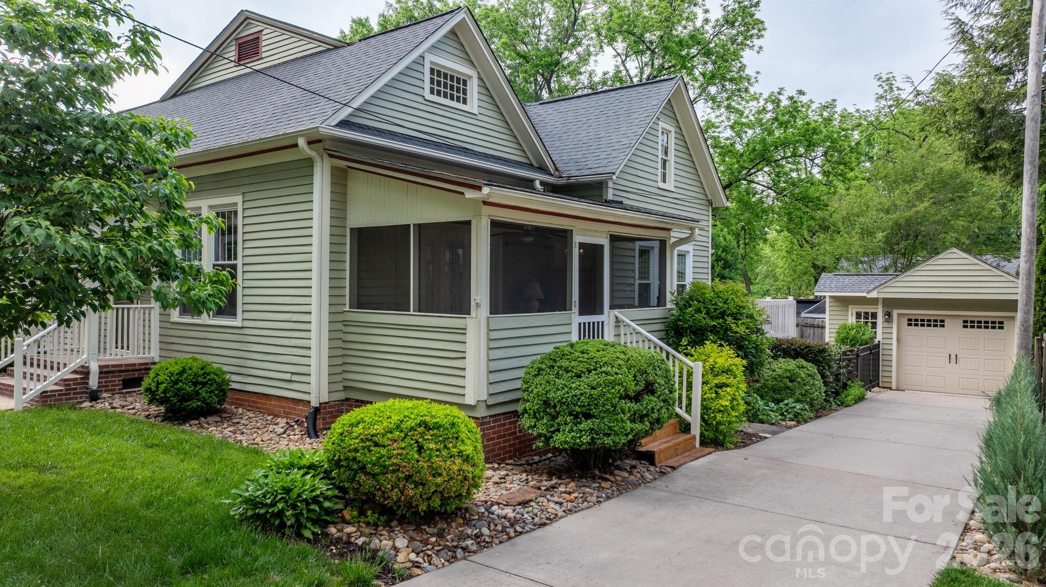 214 Webb Street Statesville NC 28677