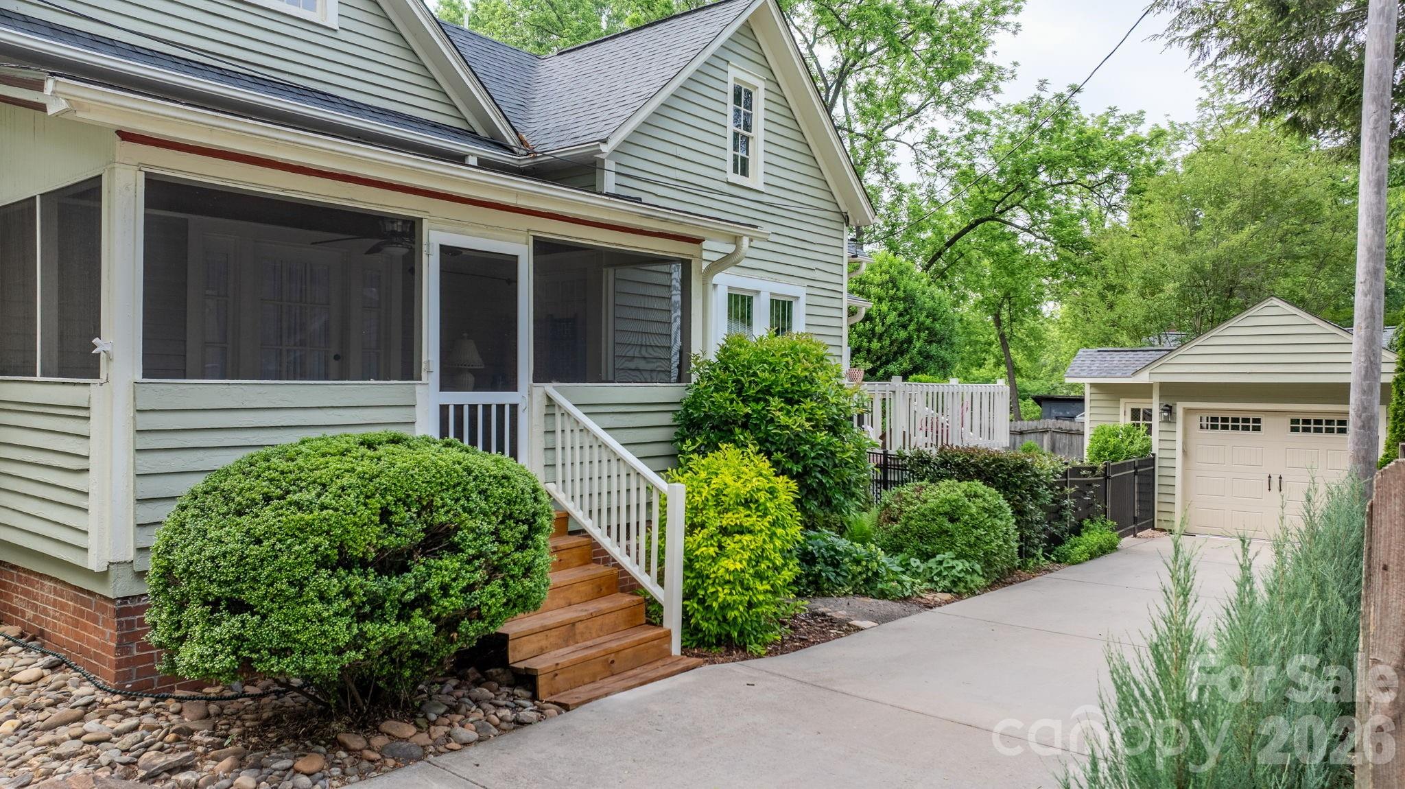 214 Webb Street Statesville NC 28677