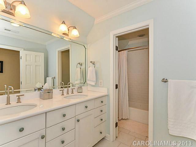 1156 Linganore Place Charlotte NC 28203