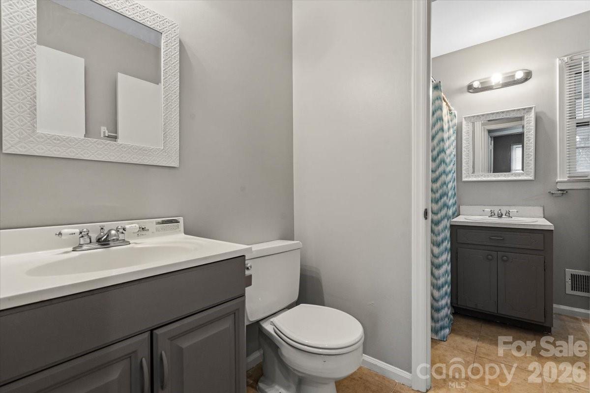 4332 Winedale Lane Charlotte NC 28205