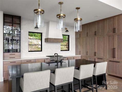 40 Giffords Lane Asheville NC 28803