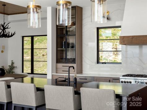 40 Giffords Lane Asheville NC 28803