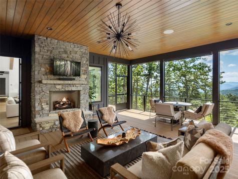 40 Giffords Lane Asheville NC 28803