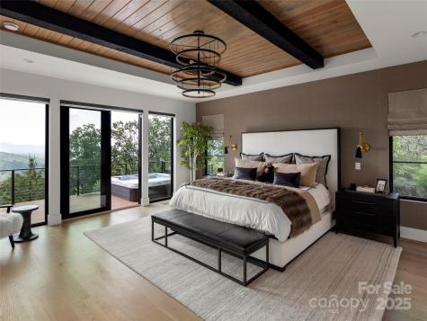 40 Giffords Lane Asheville NC 28803