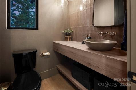 40 Giffords Lane Asheville NC 28803