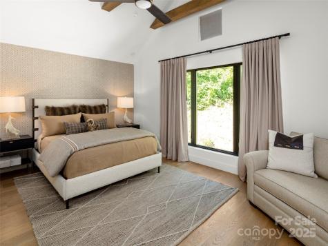 40 Giffords Lane Asheville NC 28803