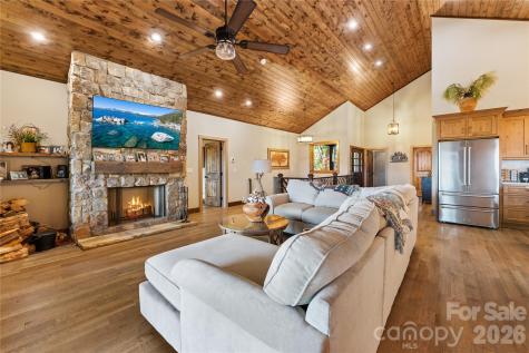 85 Fern Brook Drive Waynesville NC 28786