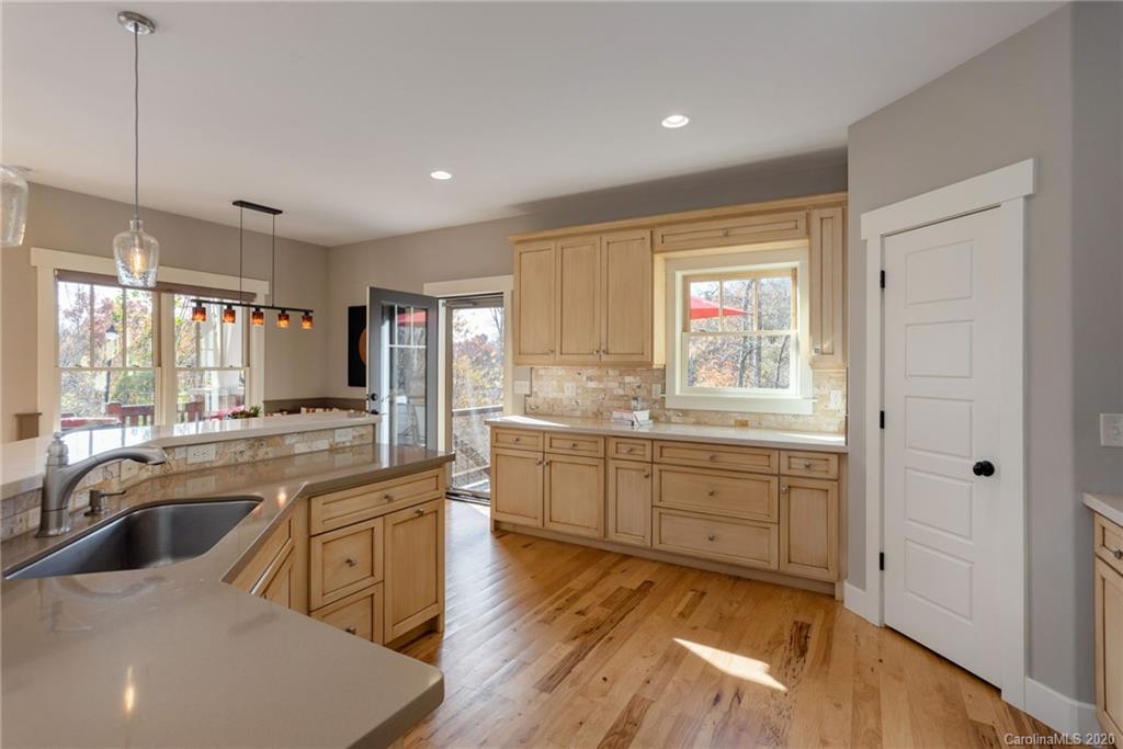 5 Dubois Drive Asheville NC 28805