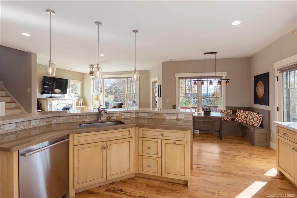 5 Dubois Drive Asheville NC 28805