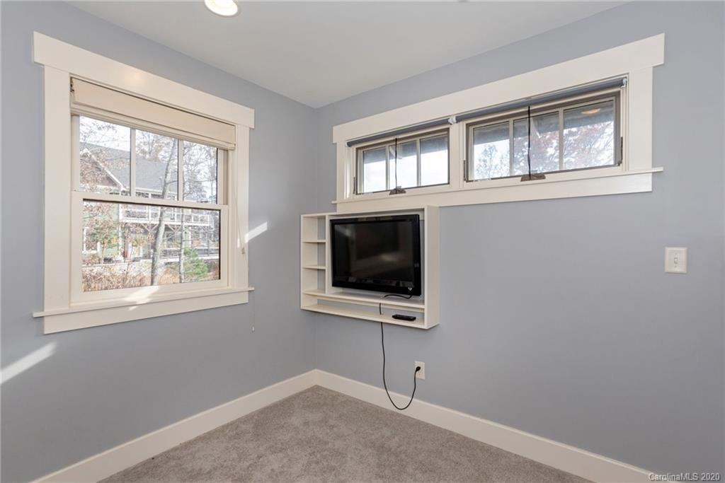 5 Dubois Drive Asheville NC 28805