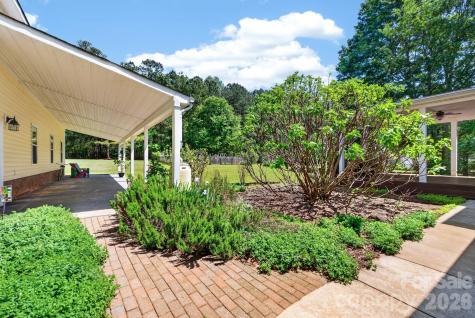 1820 Riva Ridge Court York SC 29745