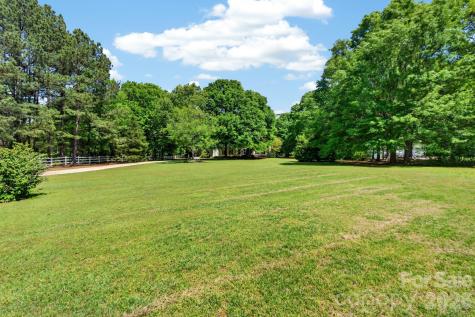1820 Riva Ridge Court York SC 29745