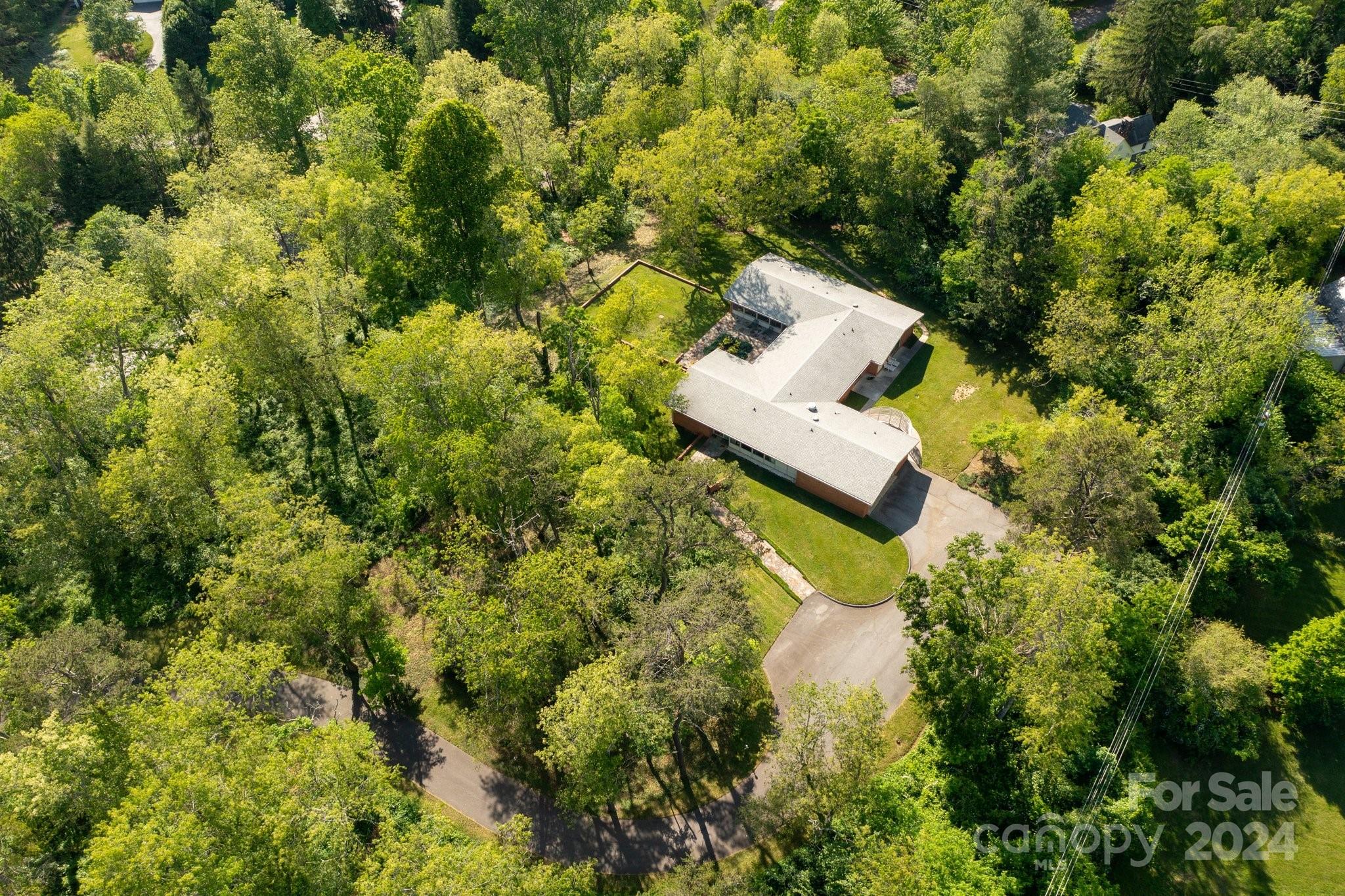 14 Saint Charles Place Asheville NC 28804