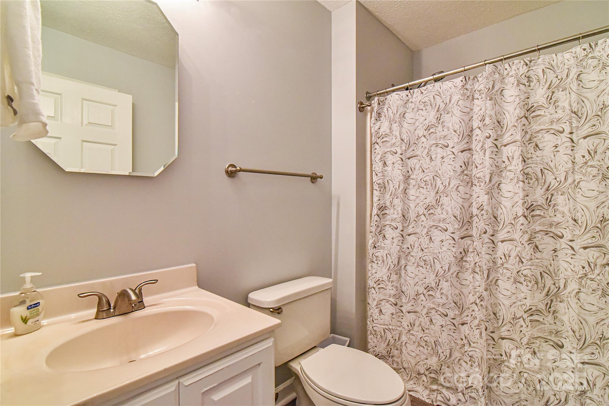 466 Onteora Boulevard Asheville NC 28803