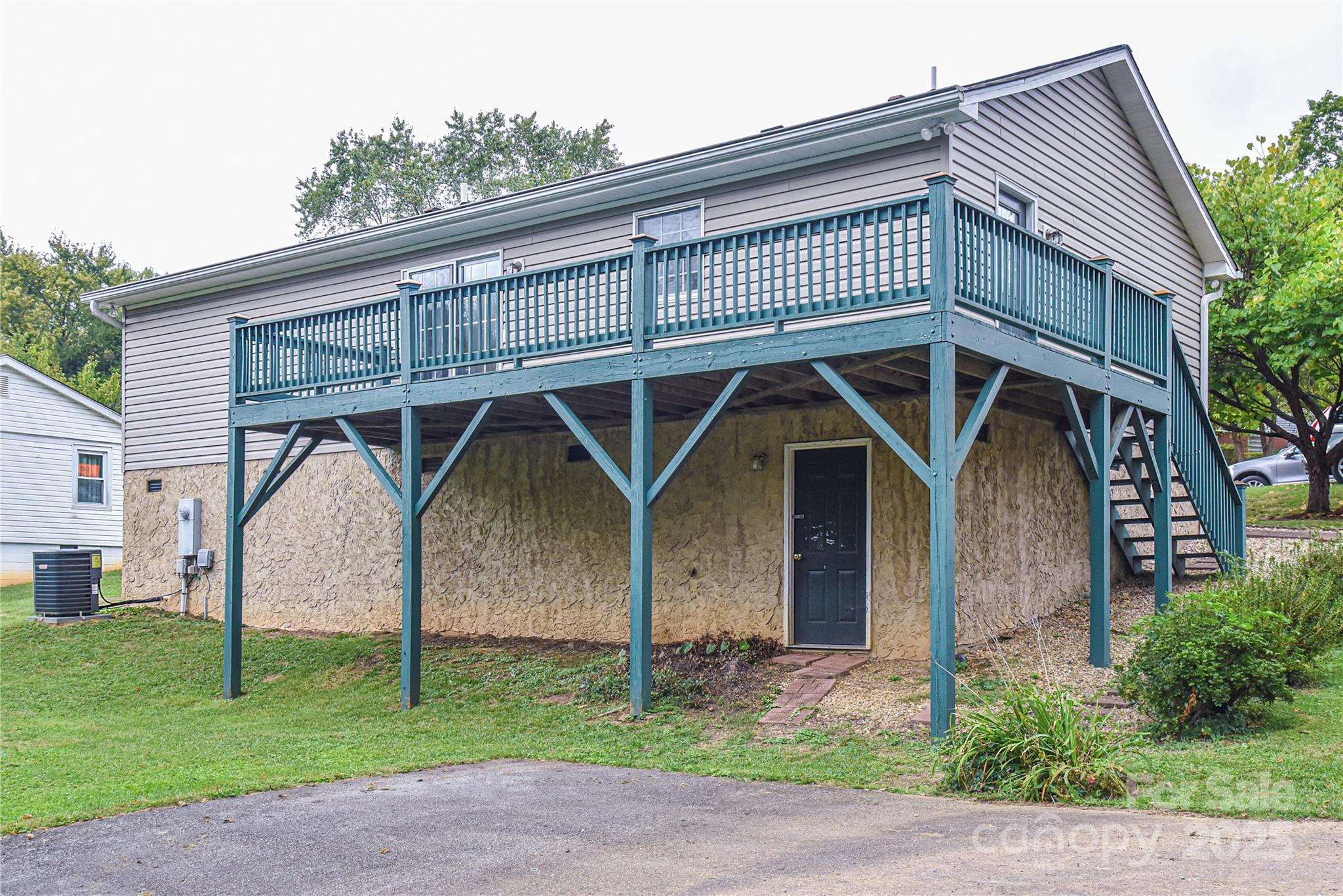 466 Onteora Boulevard Asheville NC 28803