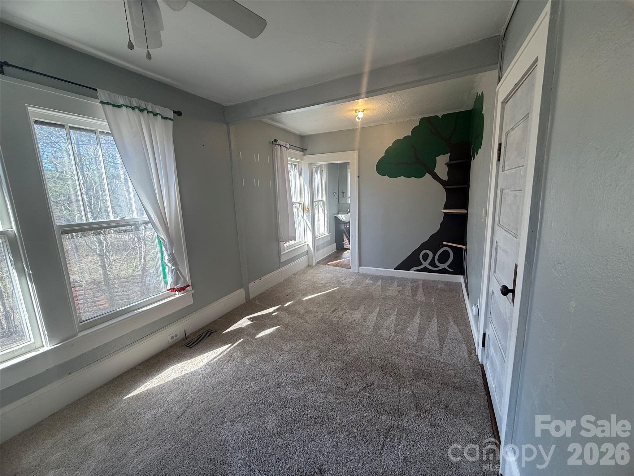 25 Craig Circle Asheville NC 28805